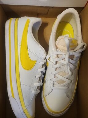 Nike Women’s White & Yellow Low-Top Sneakers